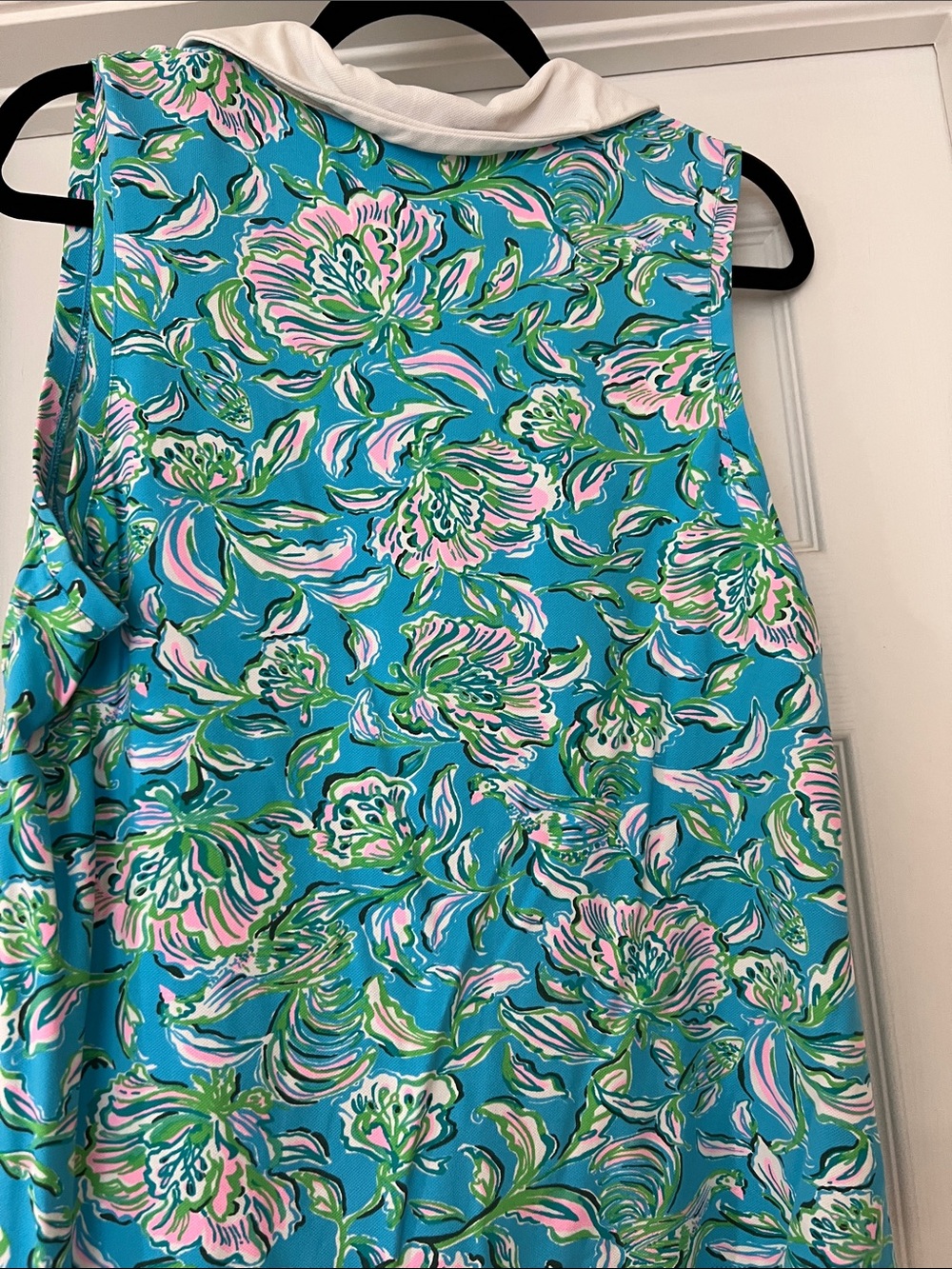 Lilly Pulitzer Turquoise Floral Sleeveless Polo Tank with White Collar - Picture 4 of 4